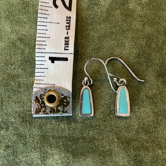 Beautiful Sterling Silver Turquoise Jewelry Set - Picture 6 of 6